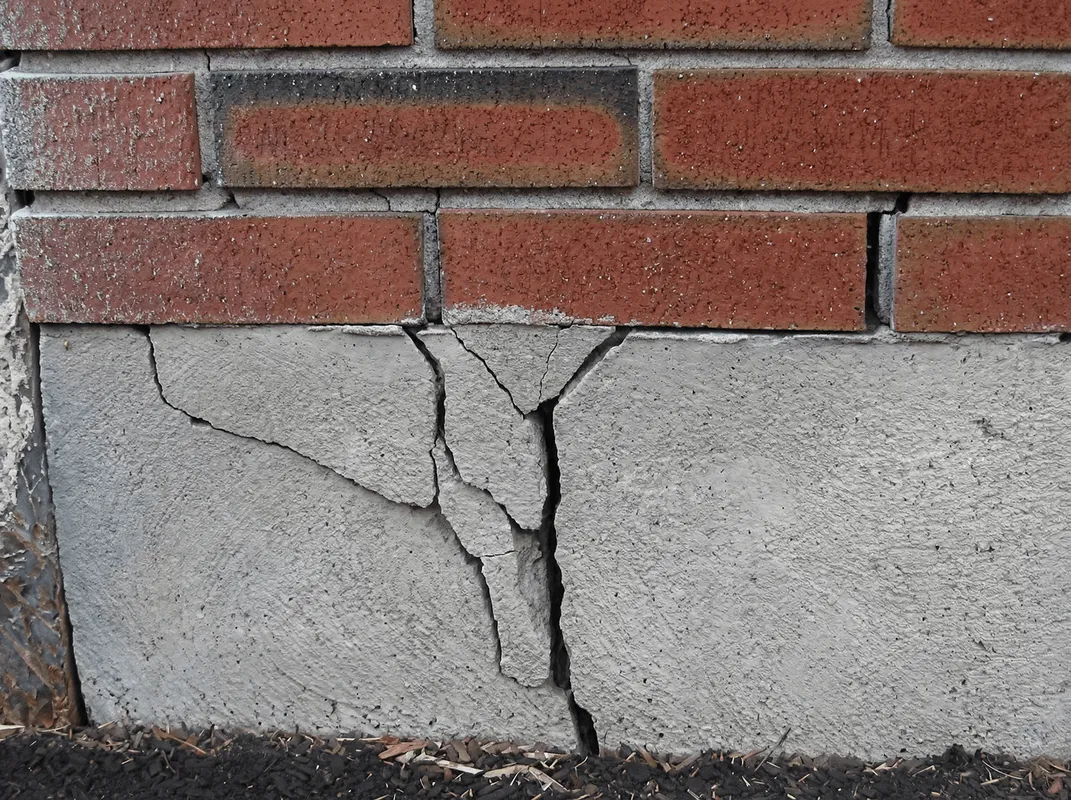 Concrete foundation with serious structural damage in Chattanooga, TN